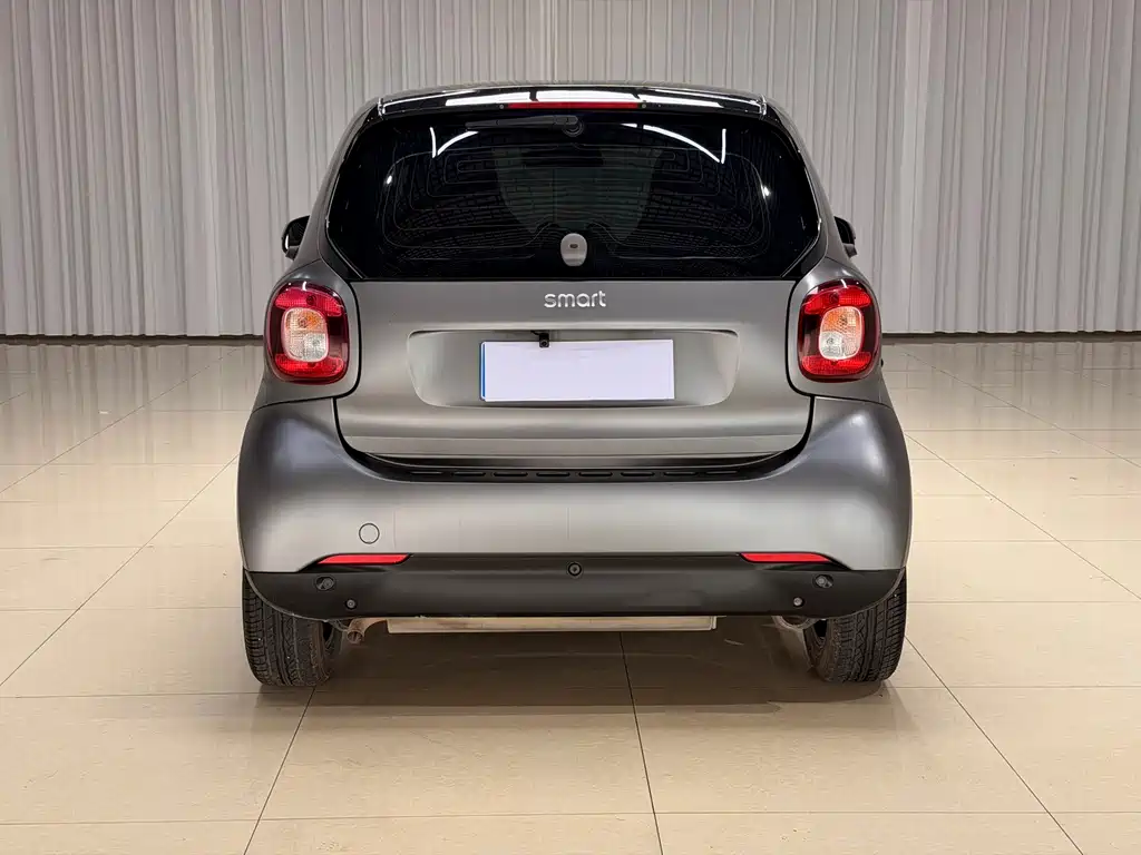 smart fortwo 2018 — фото 6