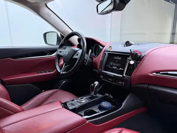 Maserati Levante 2017