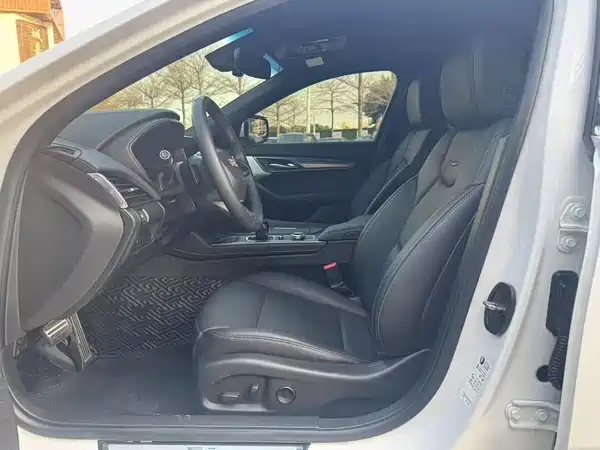 Cadillac CT5 2023