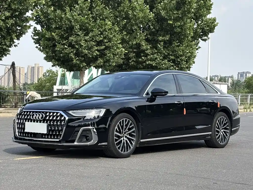 Audi A8 2024