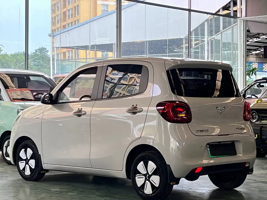 Wuling Hongguang MINIEV 2025