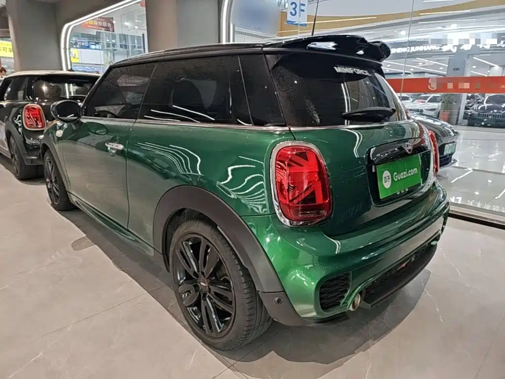 MINI MINI 2021