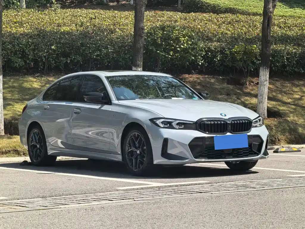 BMW 3 Series 2025