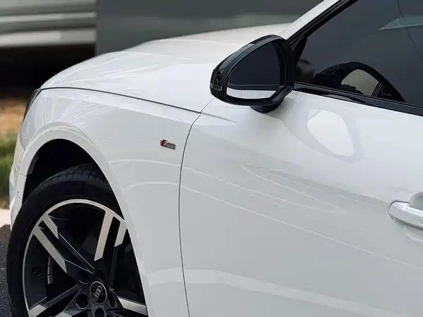 Audi A4L 2023