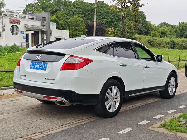 Honda Crosstour 2014