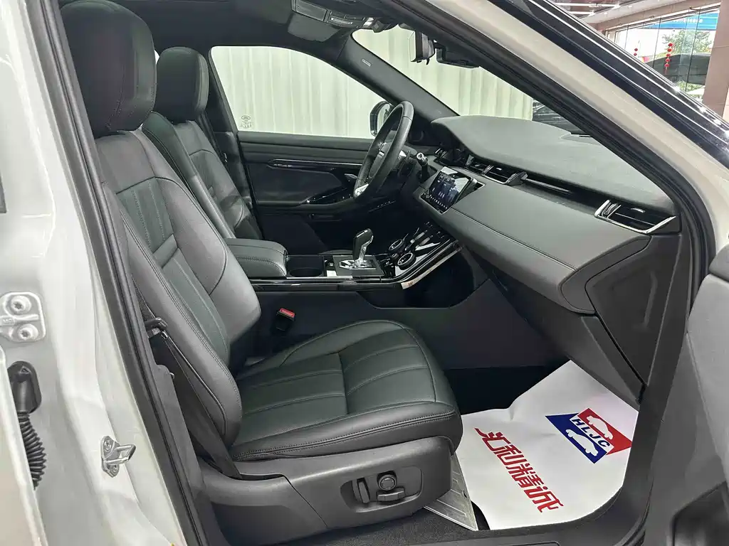 Land Rover Range Rover Evoque 2021 — фото 16