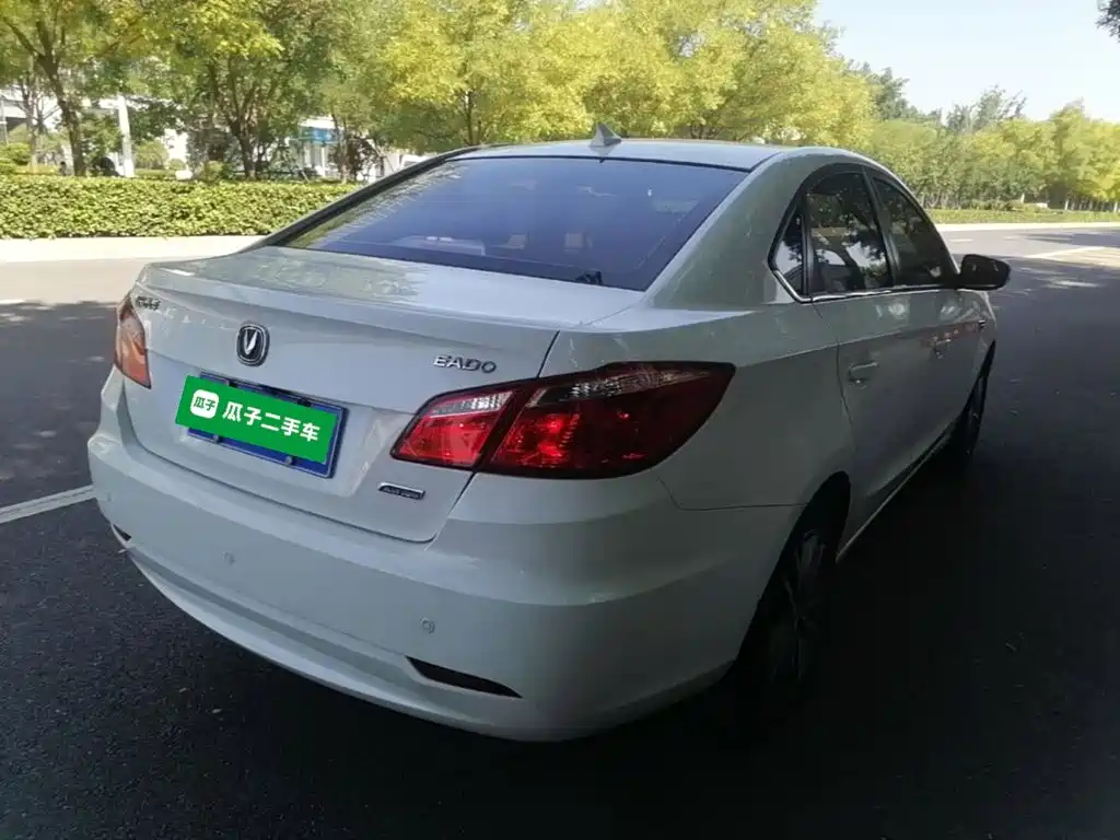 Changan Eado 2016