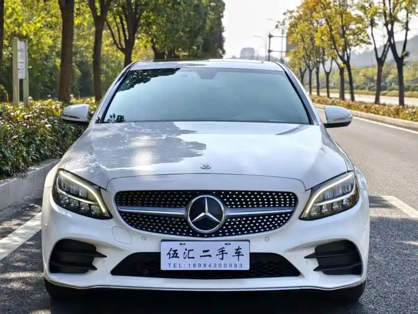 Mercedes-Benz C-Class 2019 — фото 2