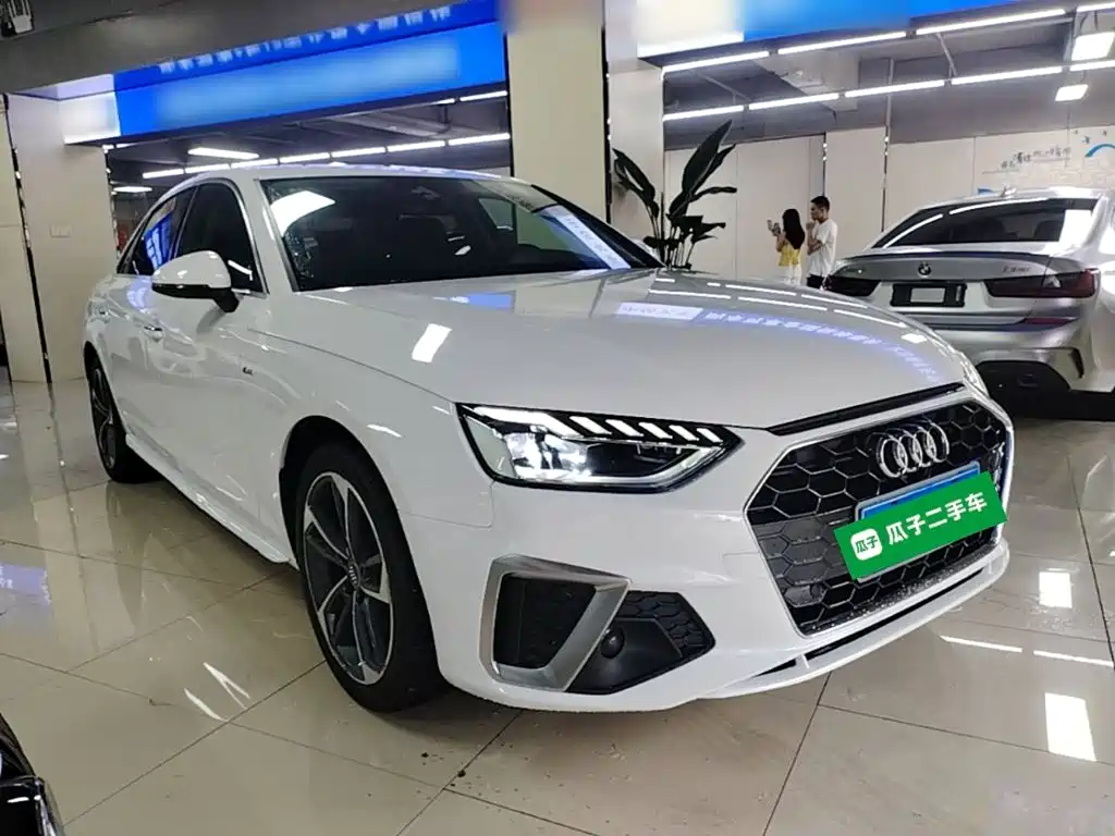 Audi A4L 2020