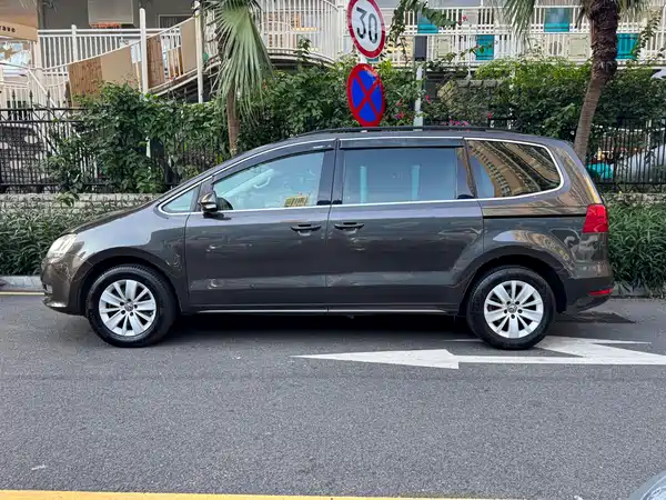 Volkswagen Sharan 2013