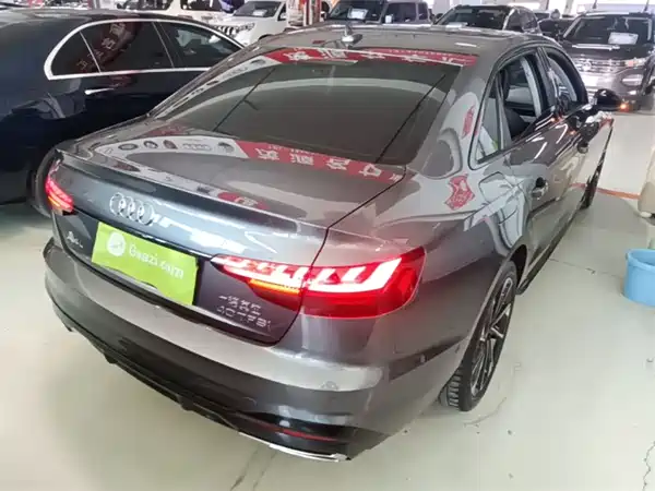 Audi A4L 2022