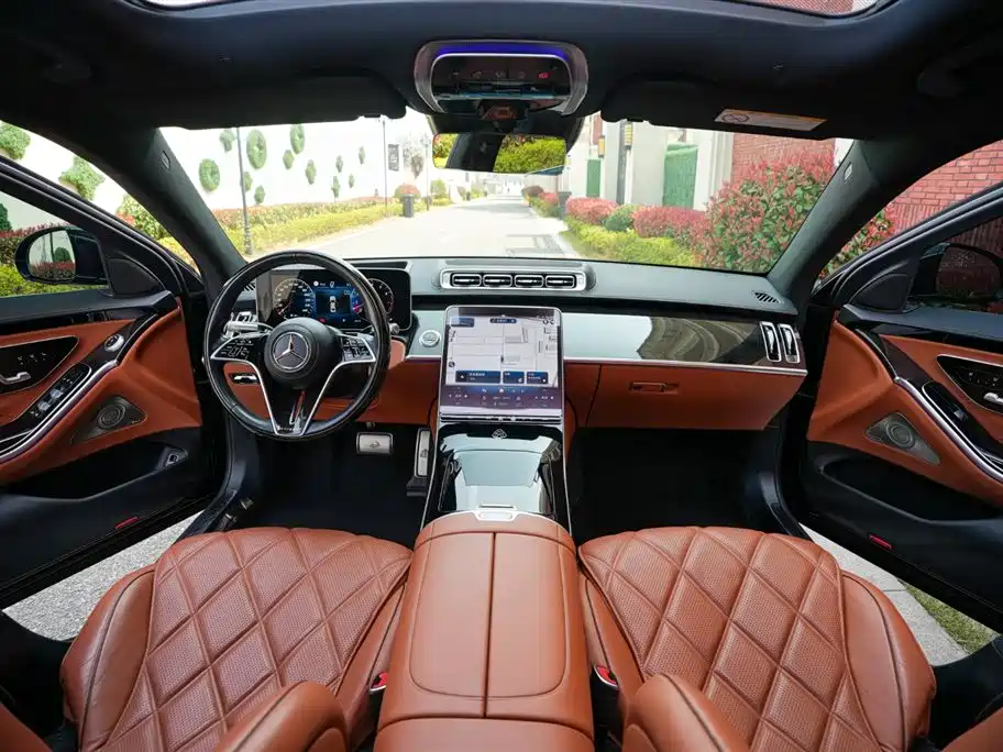 Mercedes-Benz Maybach S-Class 2022 — фото 9
