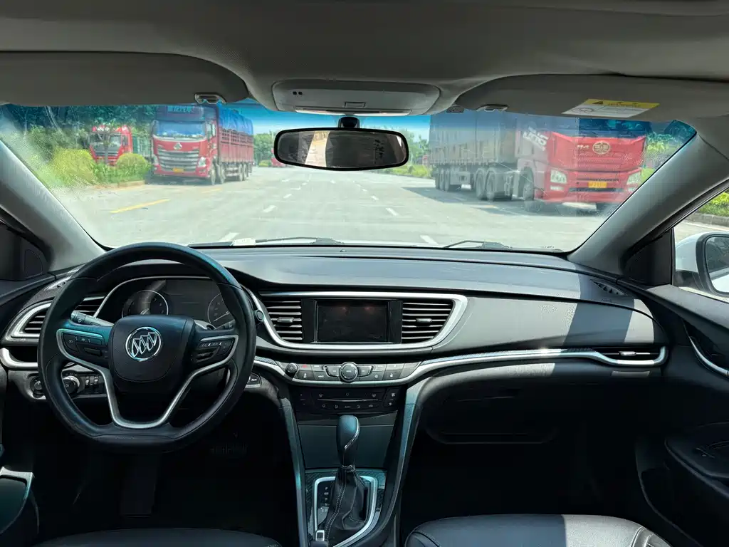 Buick Excelle GT 2015 — фото 8