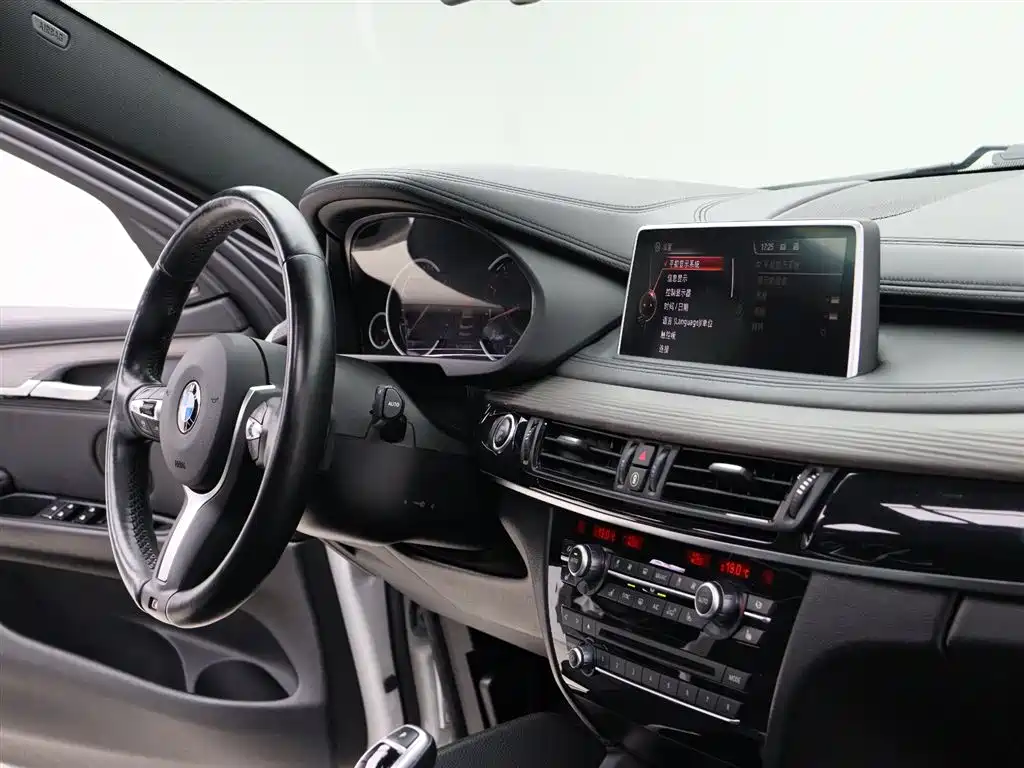 BMW X6 2016 — фото 15