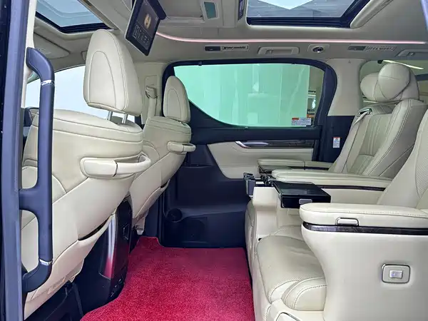 Toyota Vellfire 2019