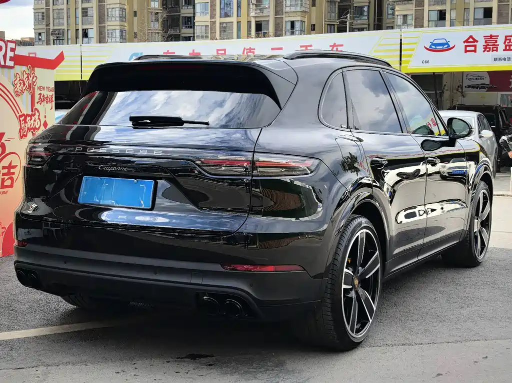 Porsche Cayenne 2023 — фото 4