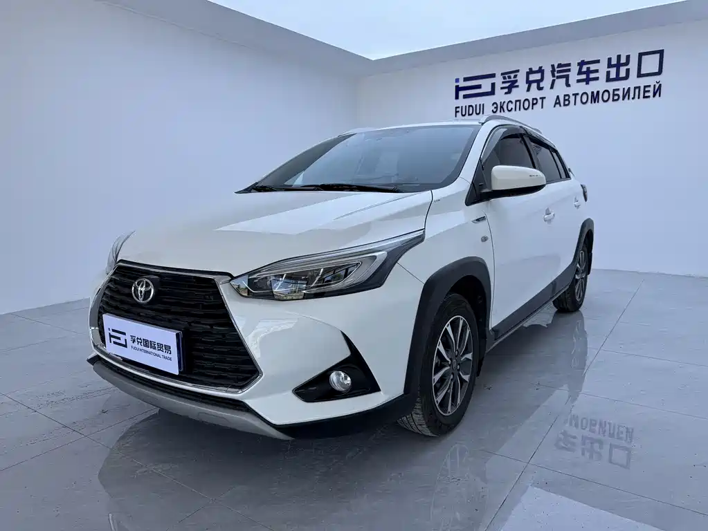 Toyota Yaris L 2022