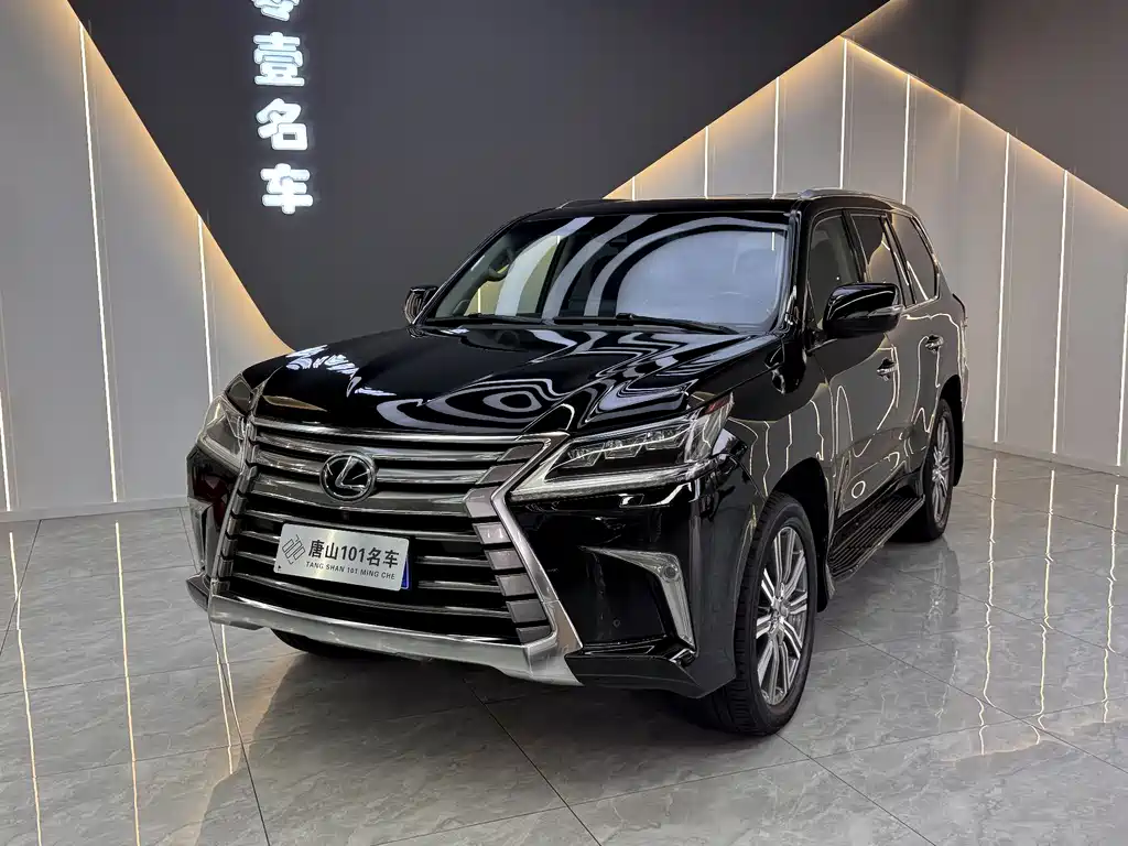Lexus LX 2018