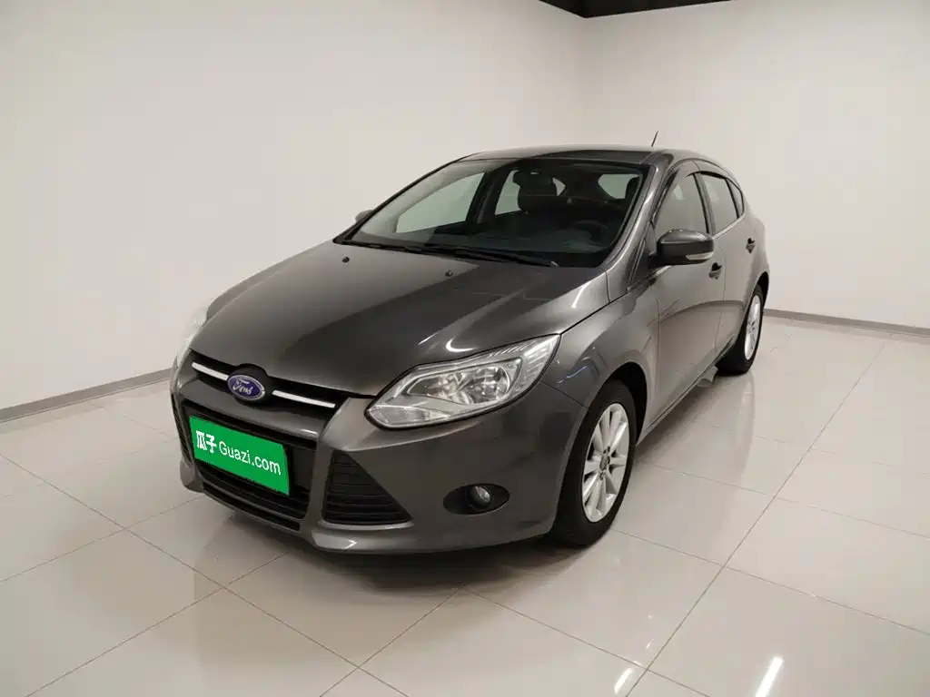 Ford Focus 2014 — фото 1