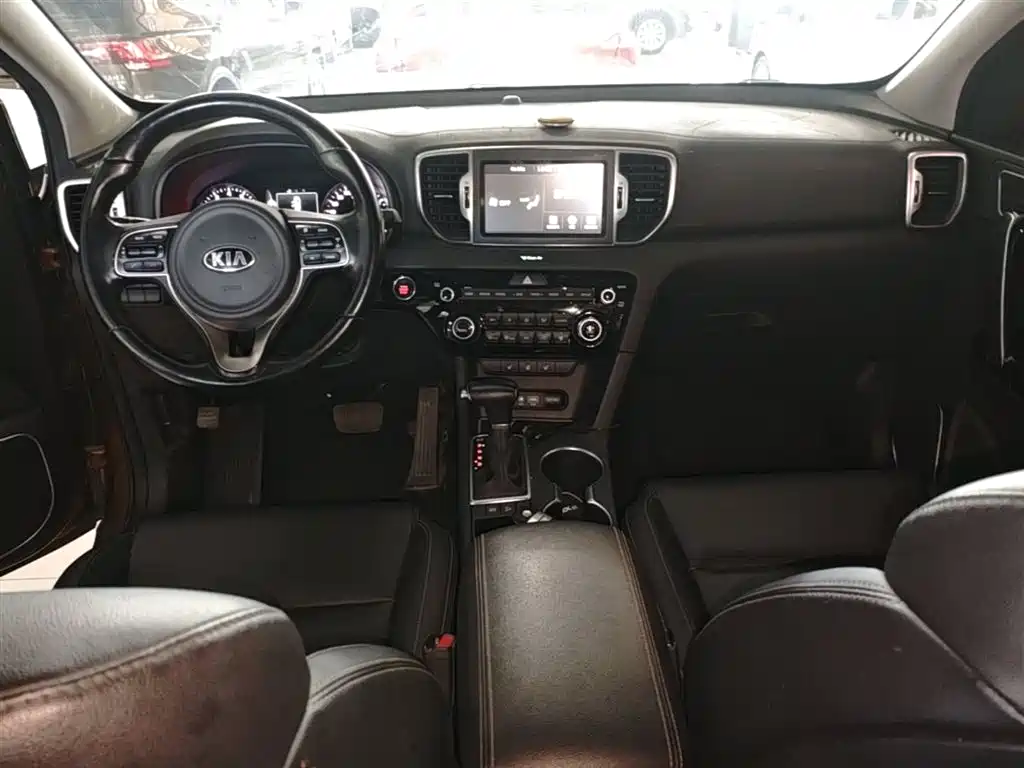 Kia KX5 2016 — фото 10