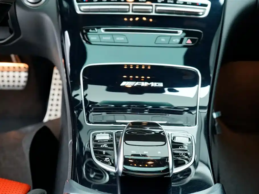 Mercedes-Benz C-Class AMG 2019 — фото 18