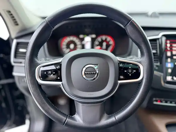 Volvo XC90 2020