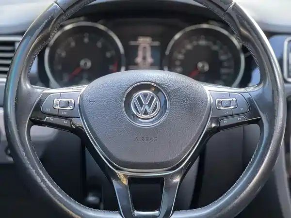 Volkswagen Sagitar 2017