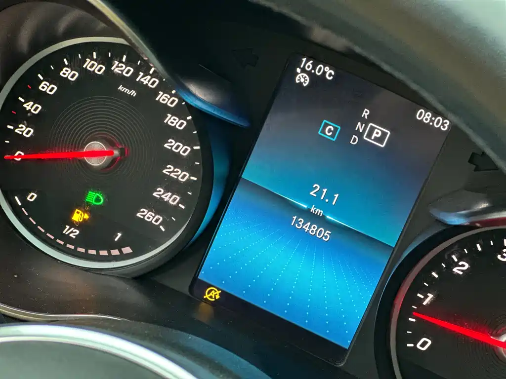 Mercedes-Benz C-Class 2019 — фото 16