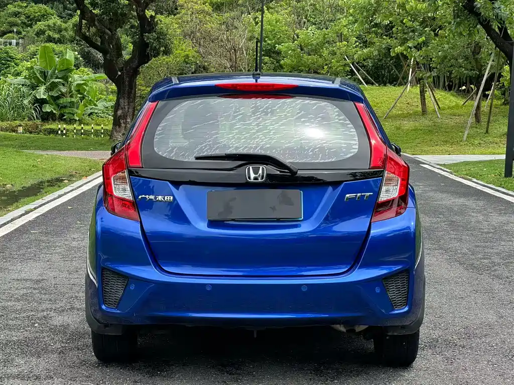 Honda Fit 2017 — фото 8