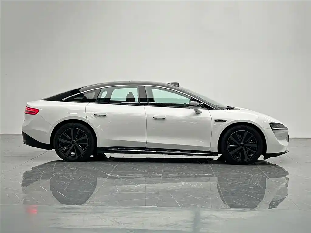 Luxeed Zhijie S7 2024