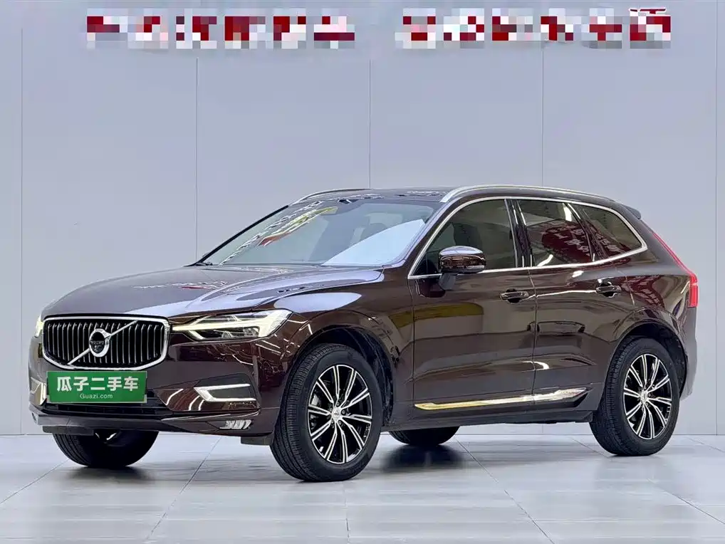 Volvo XC60 2018 — фото 2