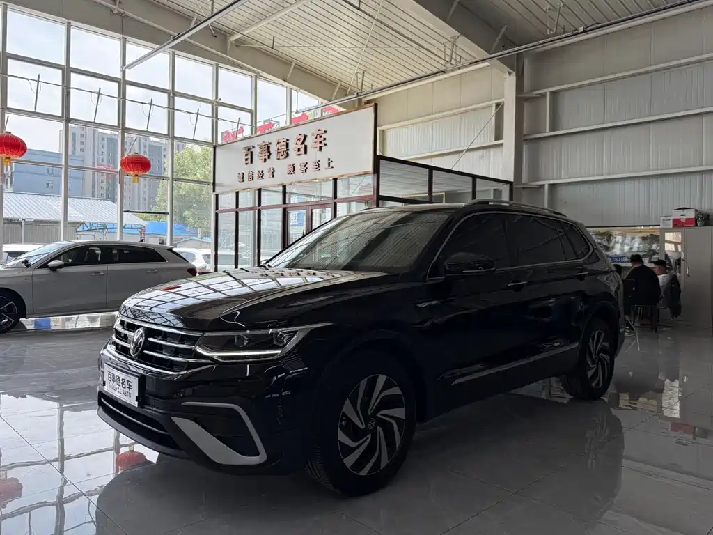 Volkswagen Tiguan L 2023