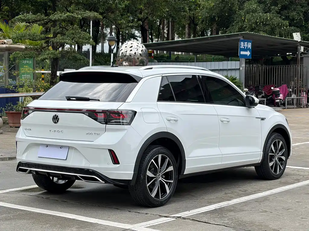 Volkswagen T-Roc 2025 — фото 4