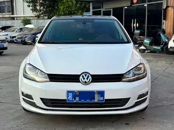 Volkswagen Golf 2016