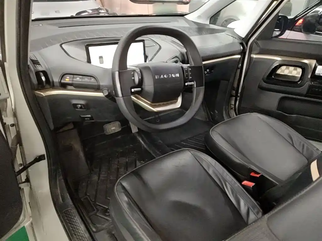 Baojun KiWi EV 2022 — фото 10