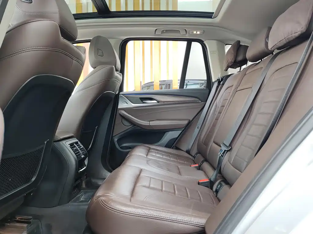 BMW X3 2020 — фото 10