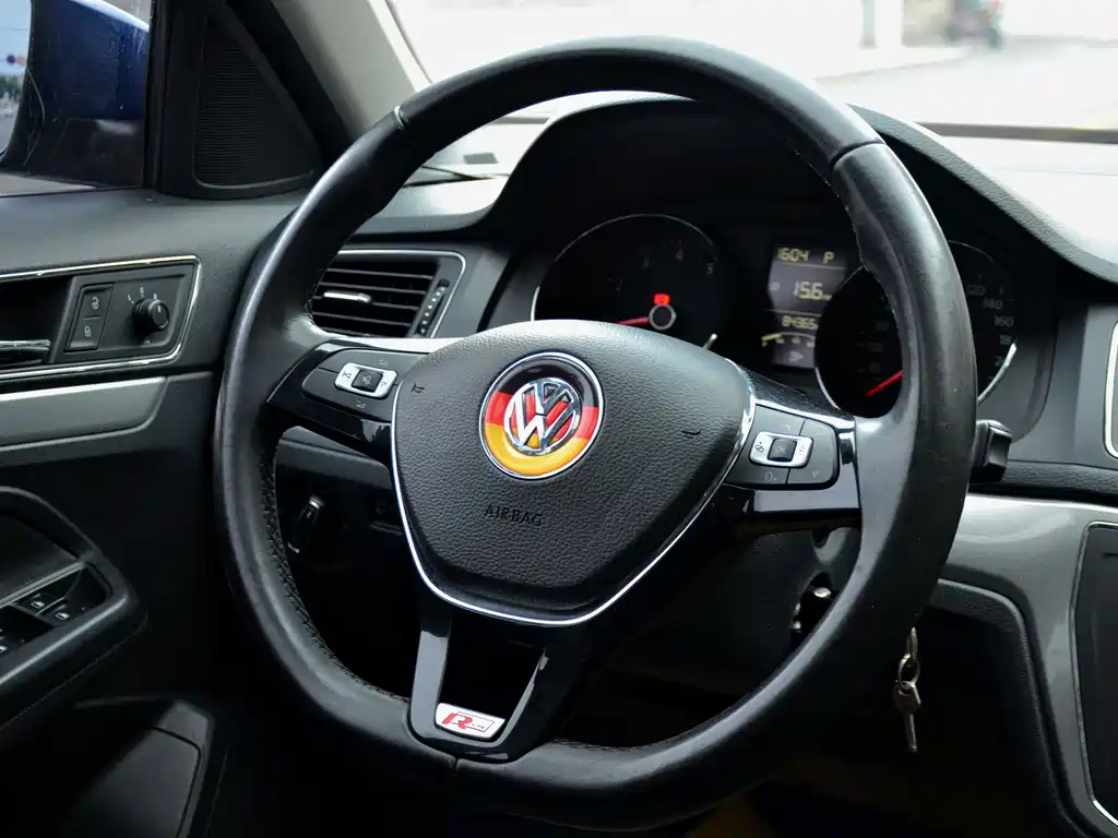 Volkswagen Gran Lavida 2015 — фото 17