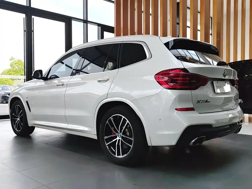 BMW X3 2020 — фото 7