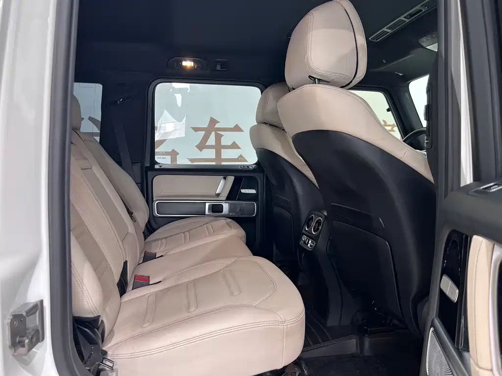 Mercedes-Benz G-Class 2019 — фото 10