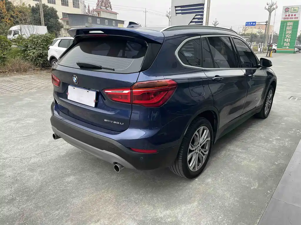 BMW X1 2019 — фото 12