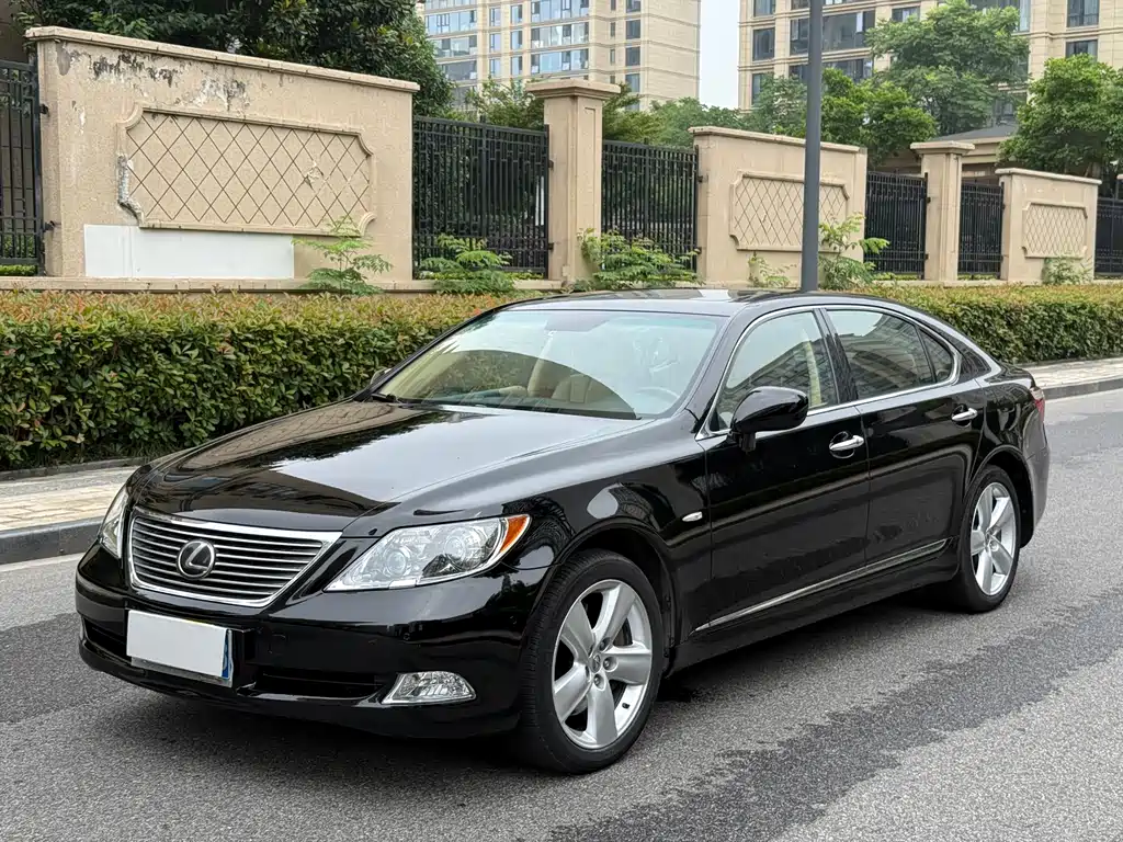Lexus LS 2009