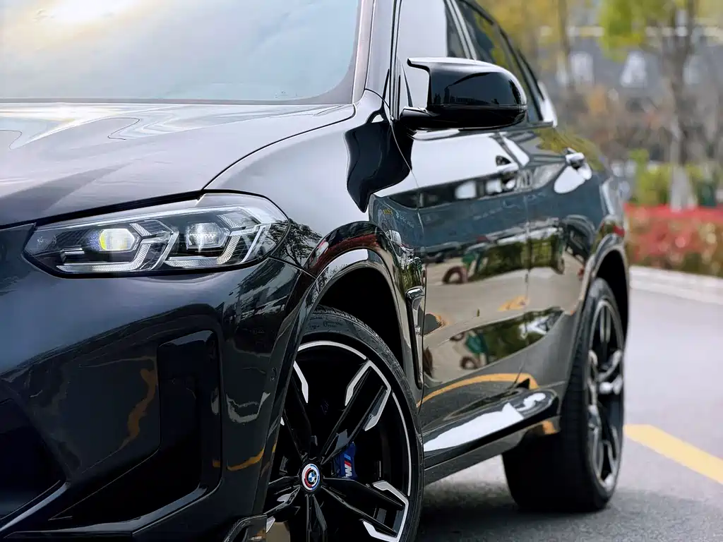 BMW X4 M40i 2023 — фото 2