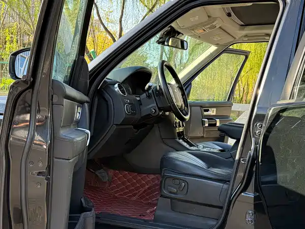 Land Rover Discovery 2016