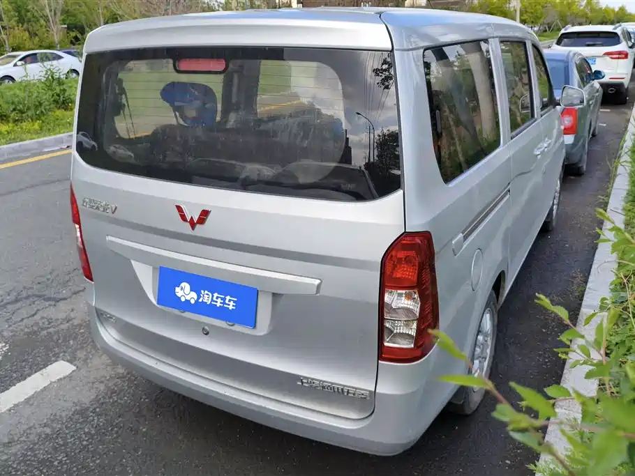 Wuling Rongguang V 2017 — фото 3