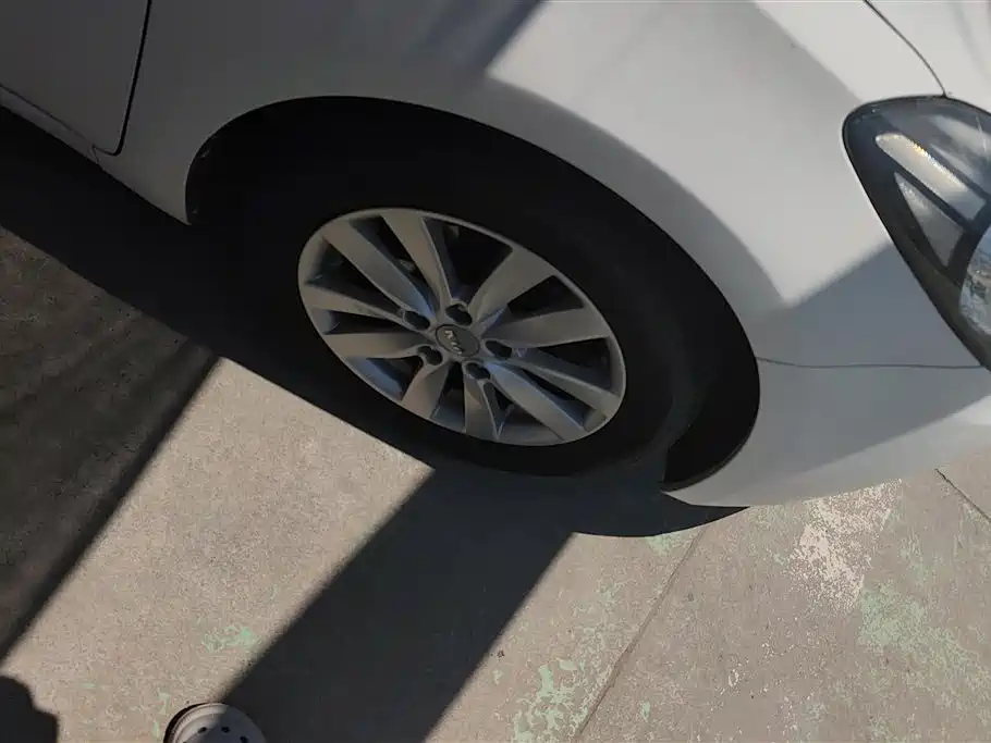 Kia K3 2016