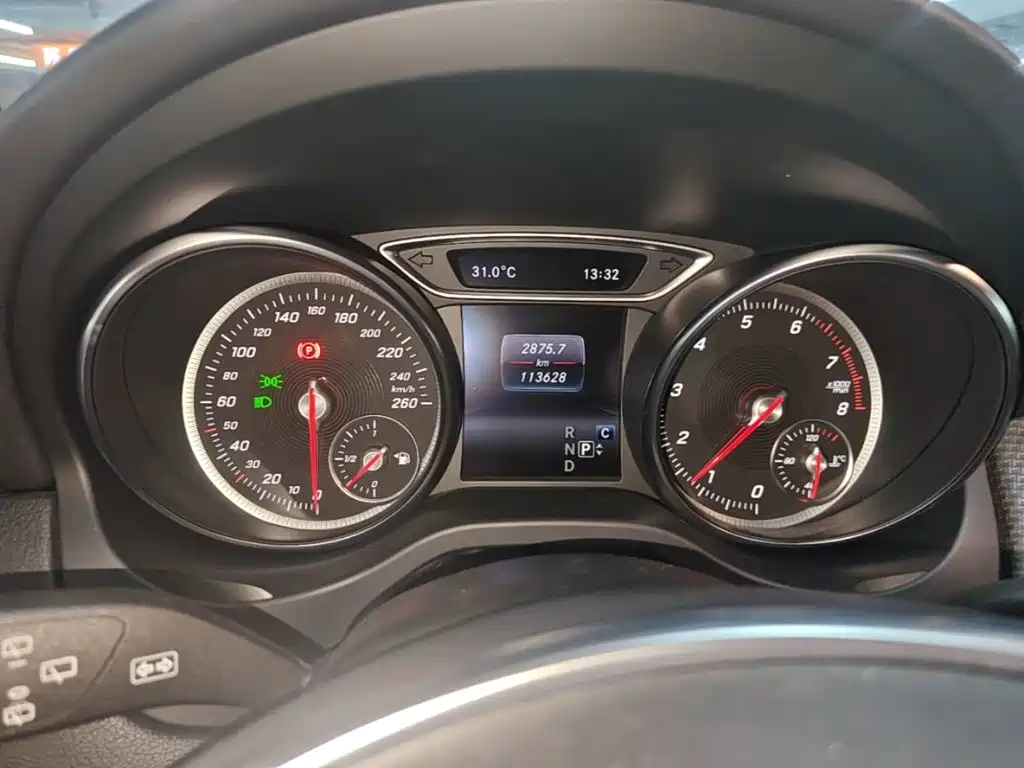 Mercedes-Benz GLA 2019 — фото 12