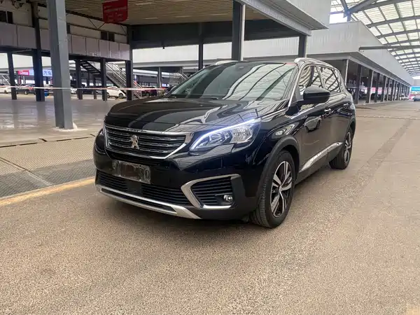Peugeot 5008 2017