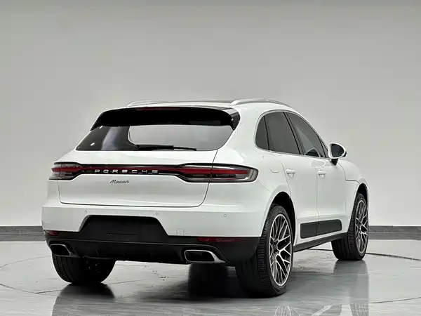Porsche Macan 2021