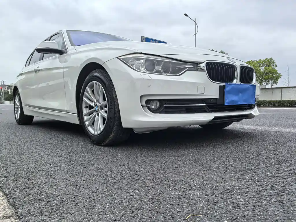 BMW 3 Series 2017 — фото 3