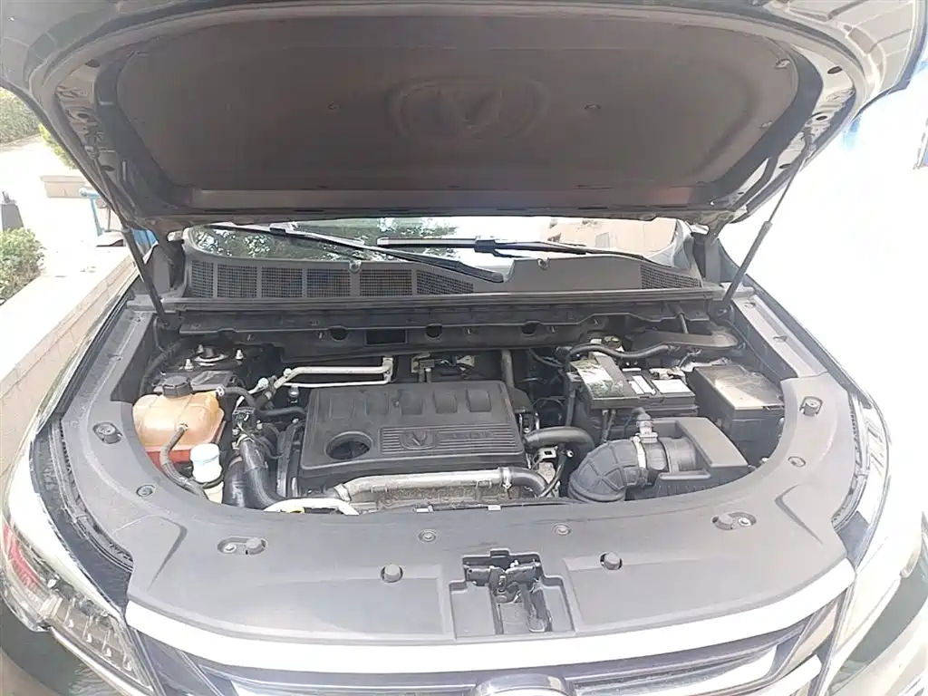 Changan CS85 COUPE 2019 — фото 20
